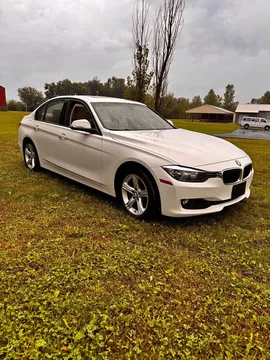 2014 BMW 3 Series 320i xDrive Sedan 4D