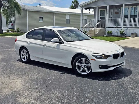 2014 BMW 3 Series 320i xDrive Sedan