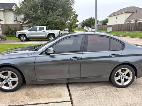 2014 BMW 3 Series 320i xDrive Sedan