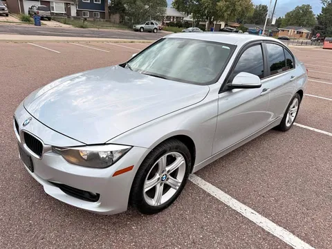 2014 BMW 3 Series 320i xDrive Sedan 4D