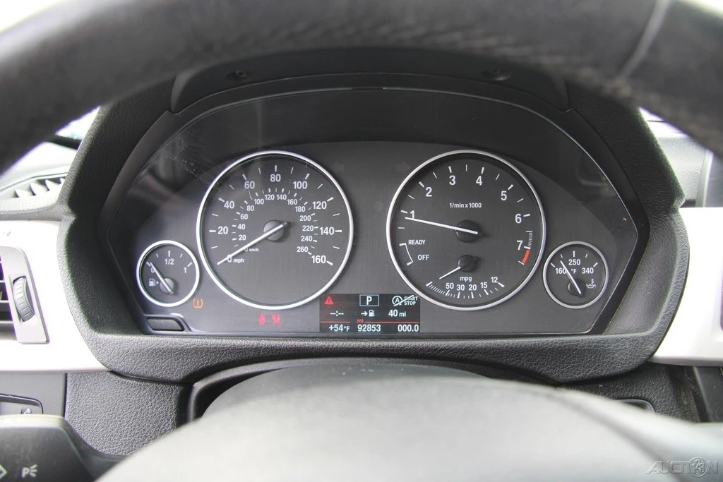 2014 BMW F30 3 Series Sedan - Image 14 of 21