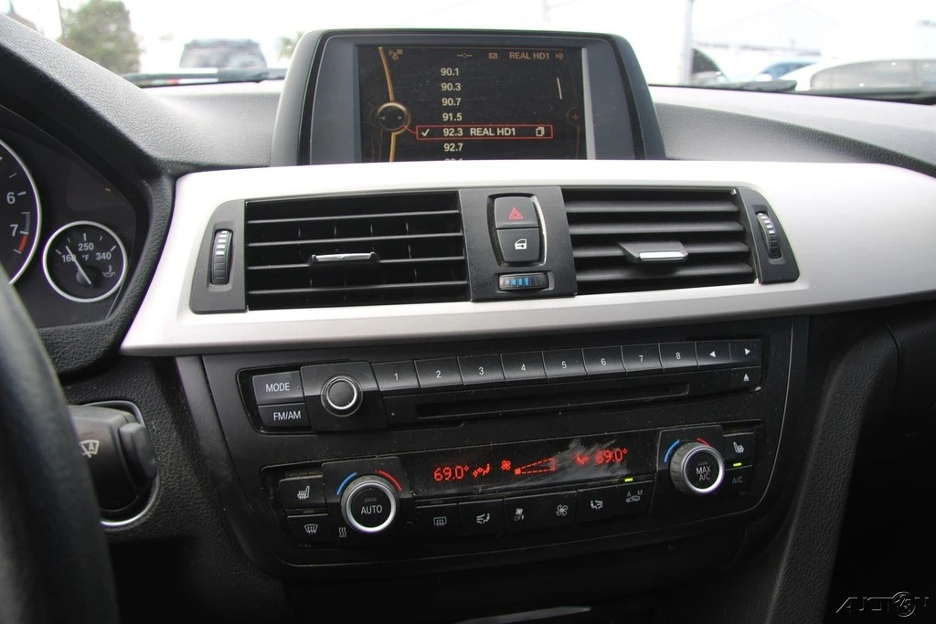 2014 BMW F30 3 Series Sedan - Image 16 of 21