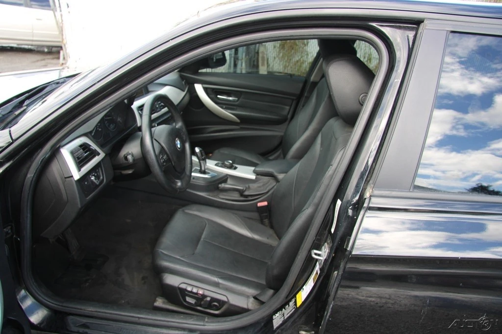 2014 BMW F30 3 Series Sedan - Image 12 of 21
