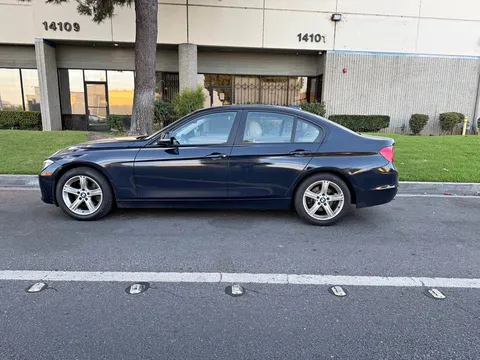 2014 BMW 3 Series 328i Sedan 4D