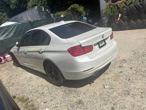 2014 BMW 3 Series 328i Sedan 4D
