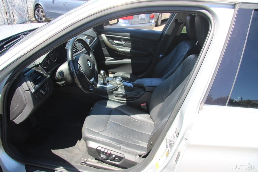 2014 BMW F30 3 Series Sedan - Image 15 of 21