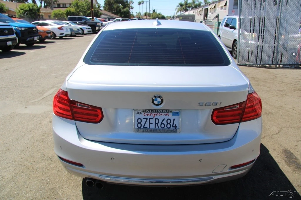 2014 BMW F30 3 Series Sedan - Image 6 of 21
