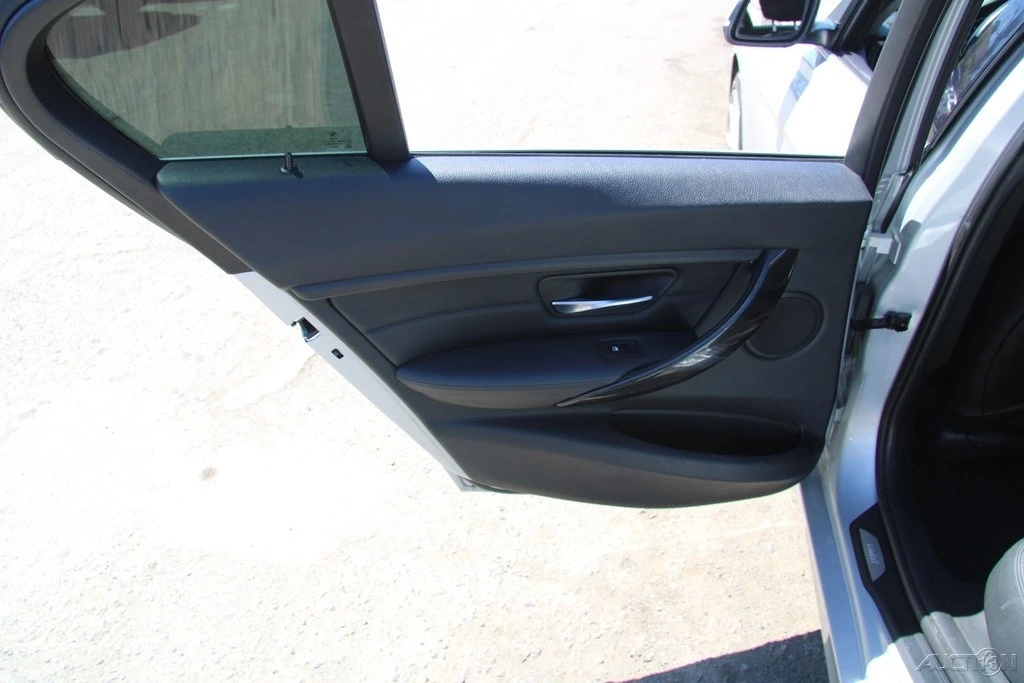 2014 BMW F30 3 Series Sedan - Image 21 of 21