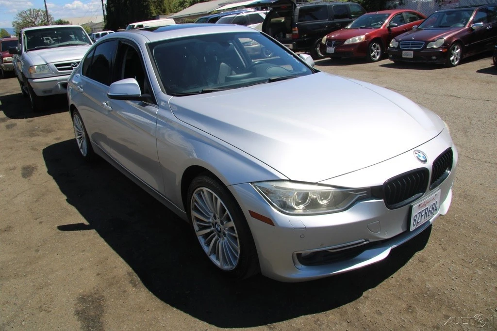 2014 BMW F30 3 Series Sedan - Image 10 of 21