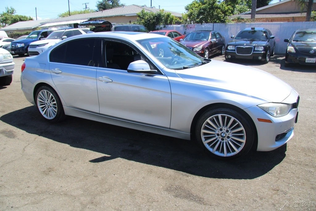 2014 BMW F30 3 Series Sedan - Image 9 of 21