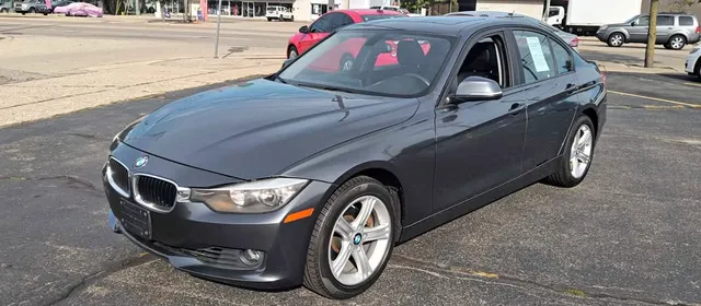 2014 BMW 3 Series 328i xDrive Sedan 4D