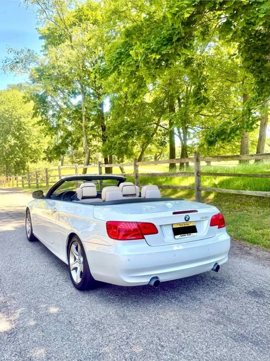 2014 BMW E93 335i Convertible - Image 6 of 22