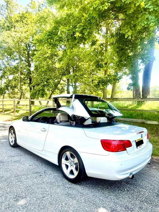 2014 BMW E93 335i Convertible - Image 5 of 22