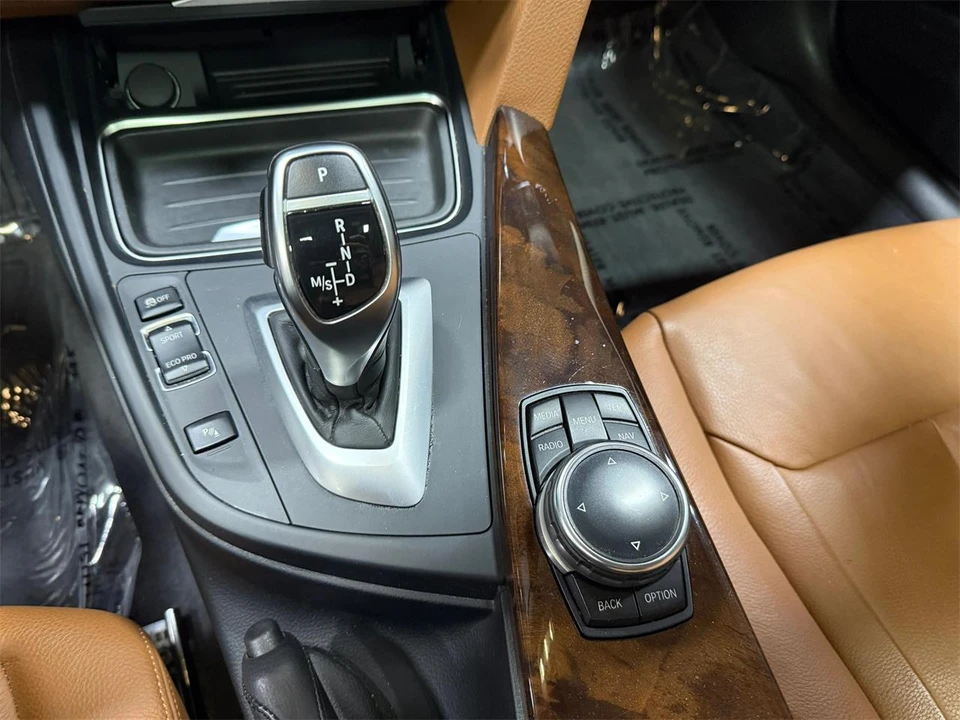 2014 BMW F30 3 Series Sedan - Image 29 of 31