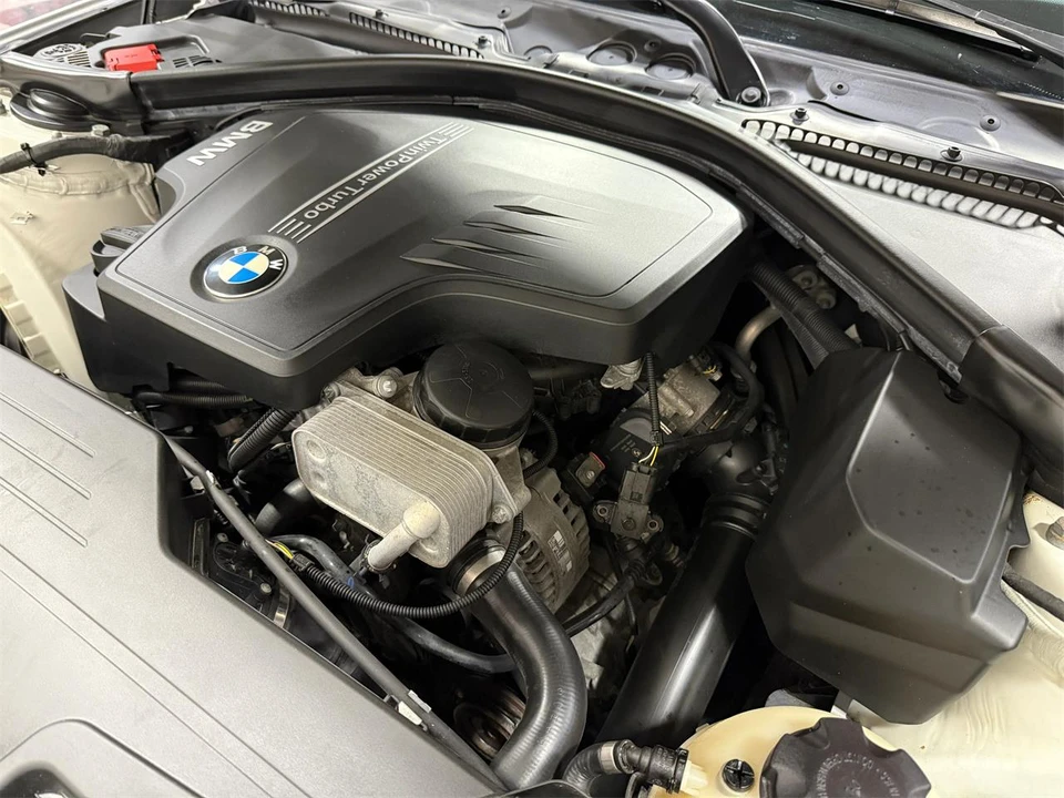 2014 BMW F30 3 Series Sedan - Image 22 of 31