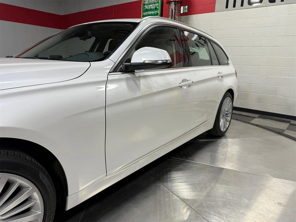 2014 BMW F30 3 Series Sedan - Image 14 of 31