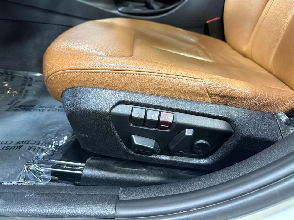 2014 BMW F30 3 Series Sedan - Image 26 of 31