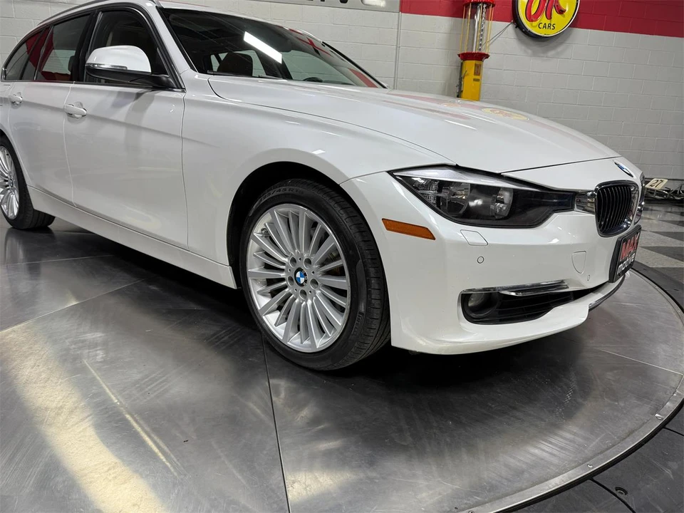 2014 BMW F30 3 Series Sedan - Image 9 of 31