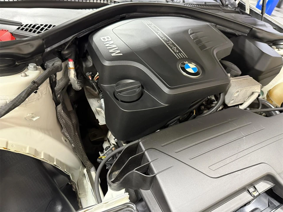 2014 BMW F30 3 Series Sedan - Image 21 of 31