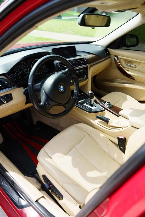 2014 BMW 3 Series - Image 4 of 10