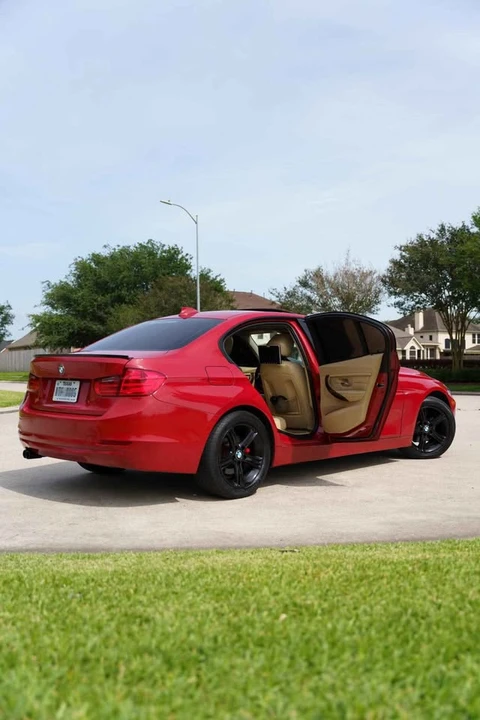 2014 BMW 3 Series - Image 6 of 10