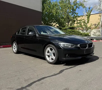 2014 BMW 320i Luxury Sport Sedan