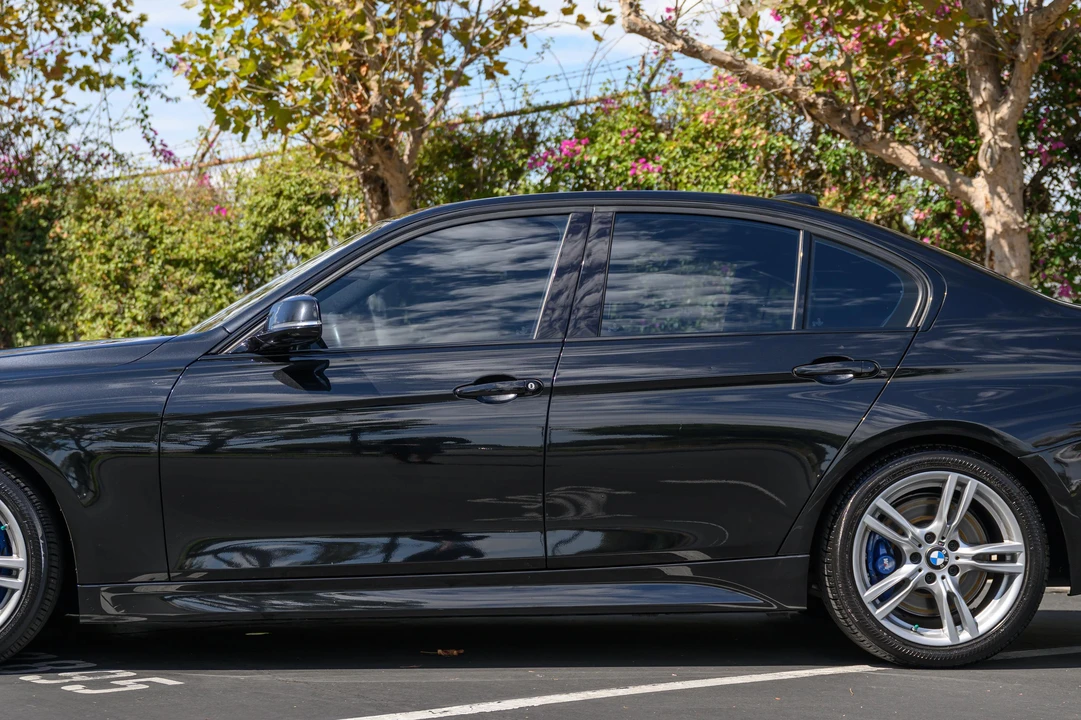 2014 BMW F30 3 Series Sedan - Image 28 of 31