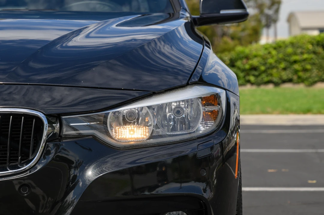 2014 BMW F30 3 Series Sedan - Image 21 of 31