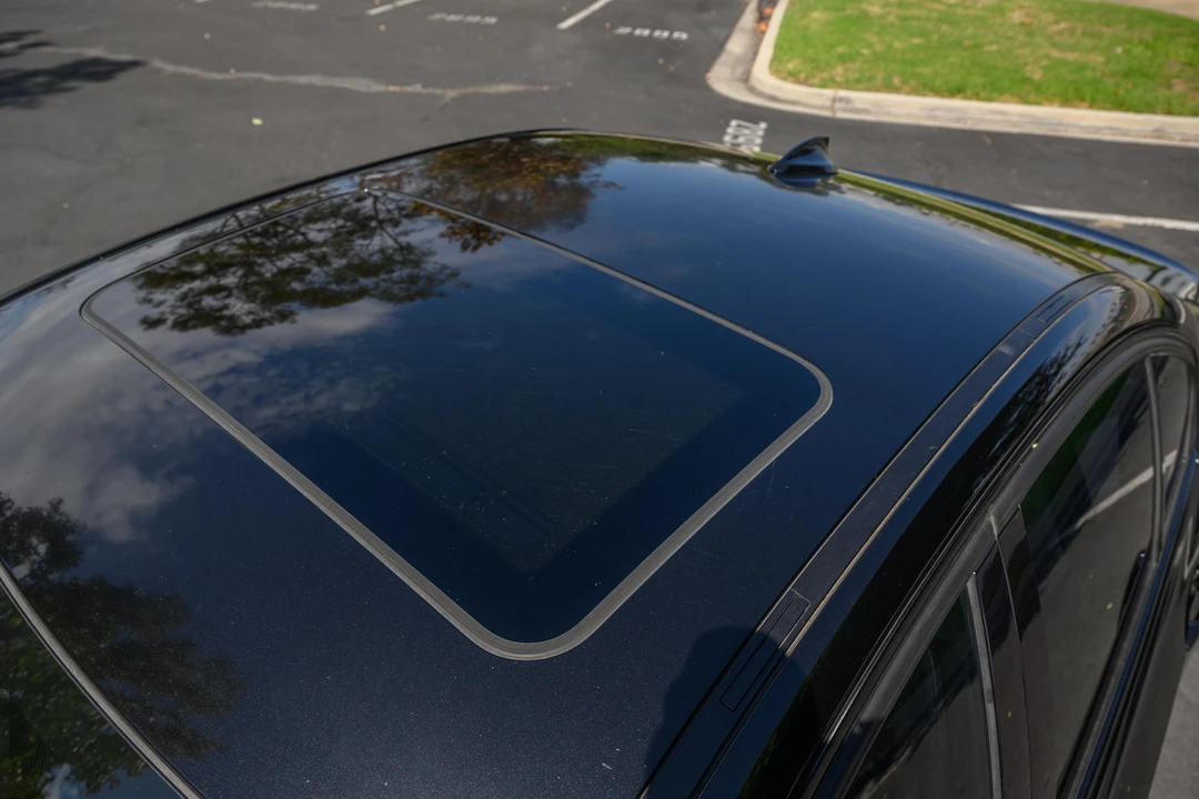 2014 BMW F30 3 Series Sedan - Image 25 of 31