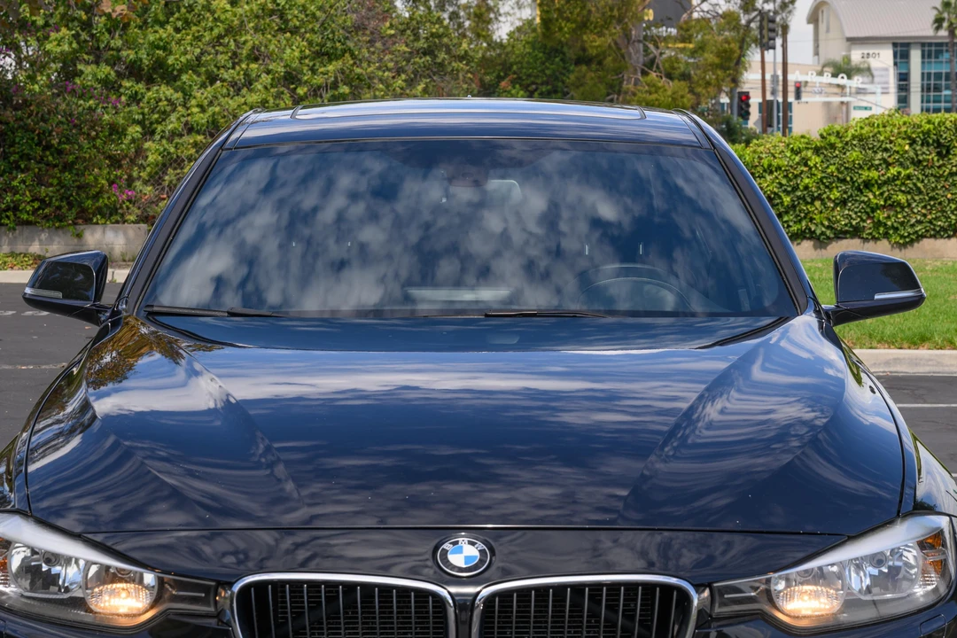 2014 BMW F30 3 Series Sedan - Image 19 of 31