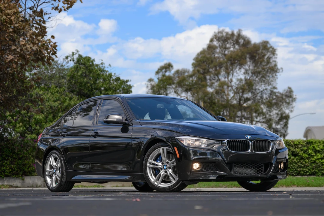 2014 BMW F30 3 Series Sedan - Image 16 of 31