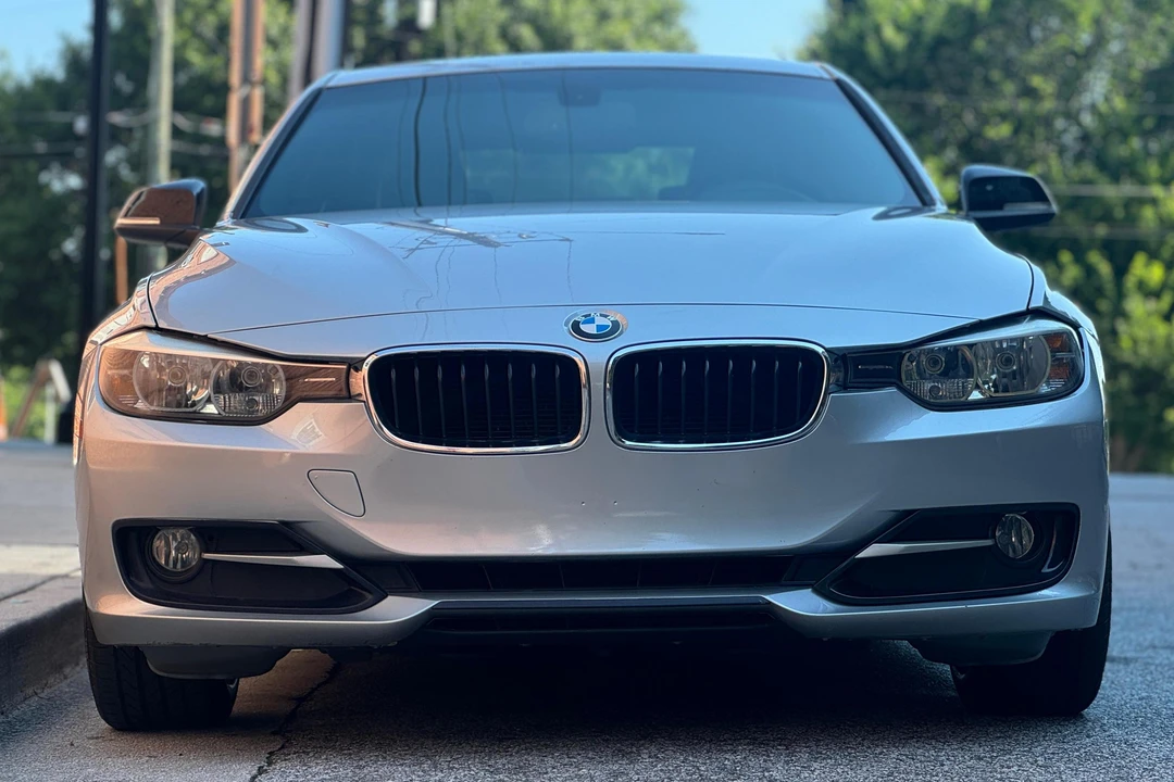 2014 BMW F30 3 Series Sedan - Image 2 of 31