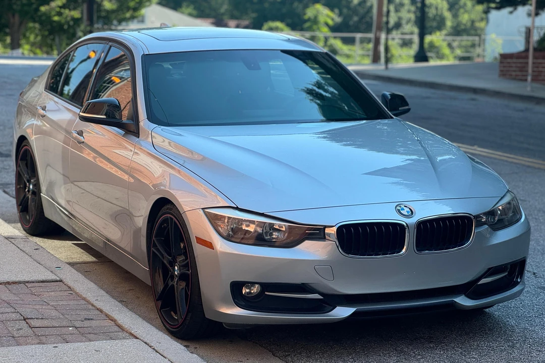 2014 BMW F30 3 Series Sedan - Image 3 of 31