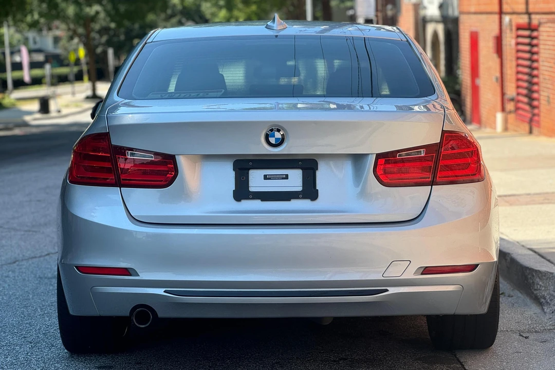 2014 BMW F30 3 Series Sedan - Image 5 of 31