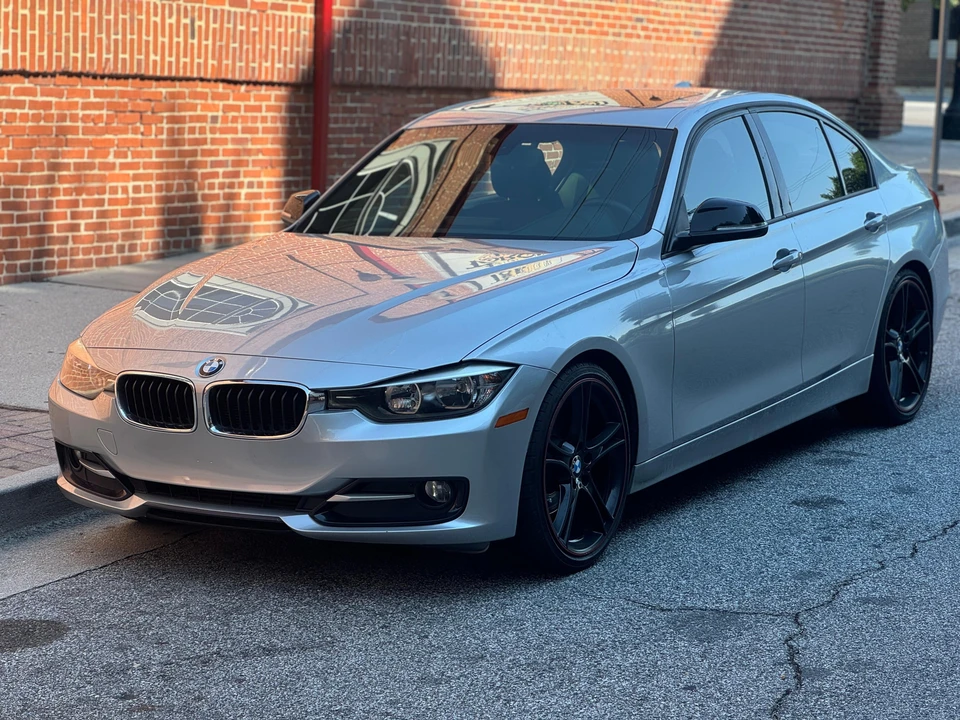 2014 BMW F30 3 Series Sedan - Image 7 of 31