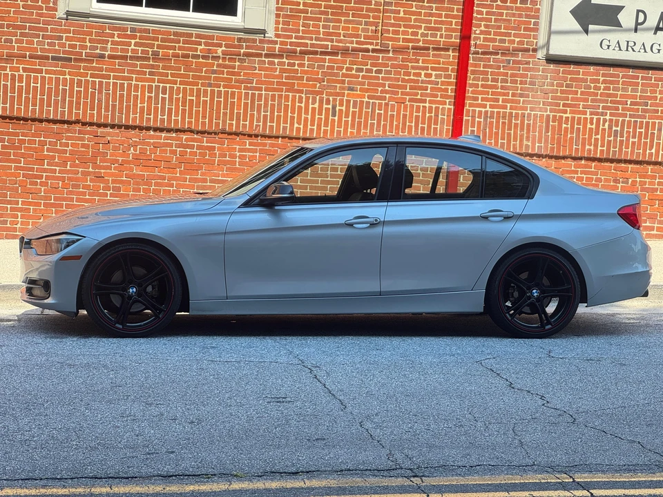 2014 BMW F30 3 Series Sedan - Image 8 of 31