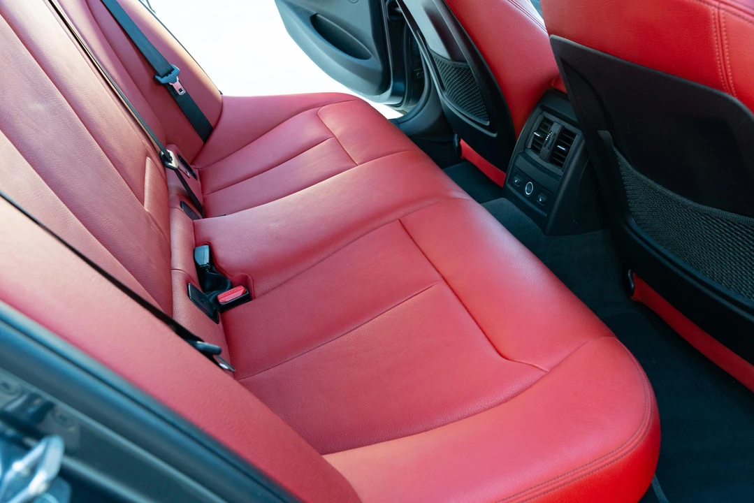 2014 BMW F31 3 Series Touring - Image 28 of 31