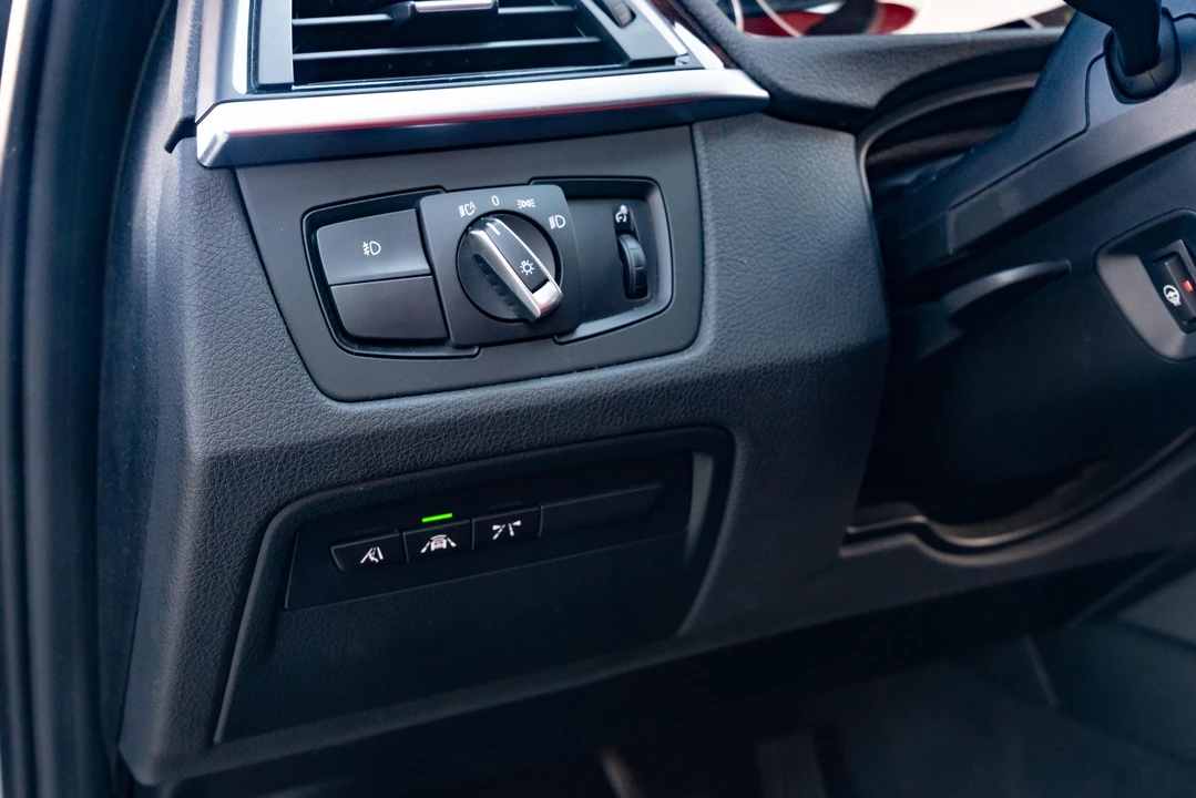 2014 BMW F31 3 Series Touring - Image 30 of 31