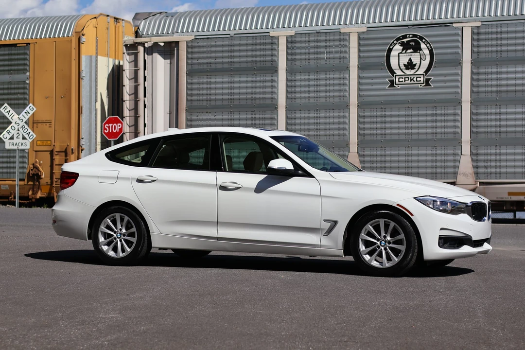 2014 BMW F34 3 Series Gran Turismo - Image 2 of 31