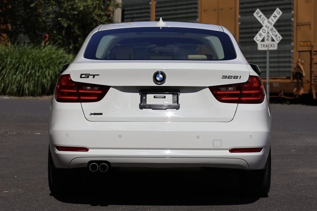 2014 BMW F34 3 Series Gran Turismo - Image 14 of 31