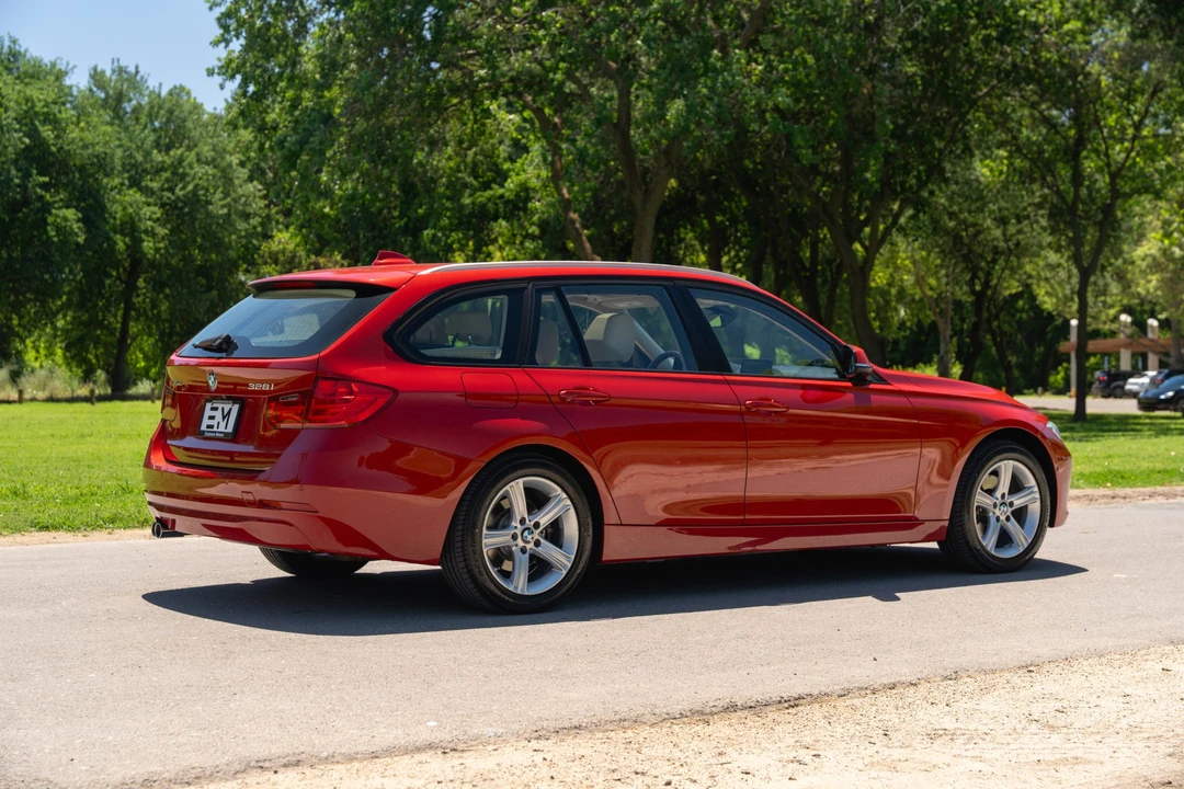 2014 BMW F31 3 Series Touring - Image 10 of 31