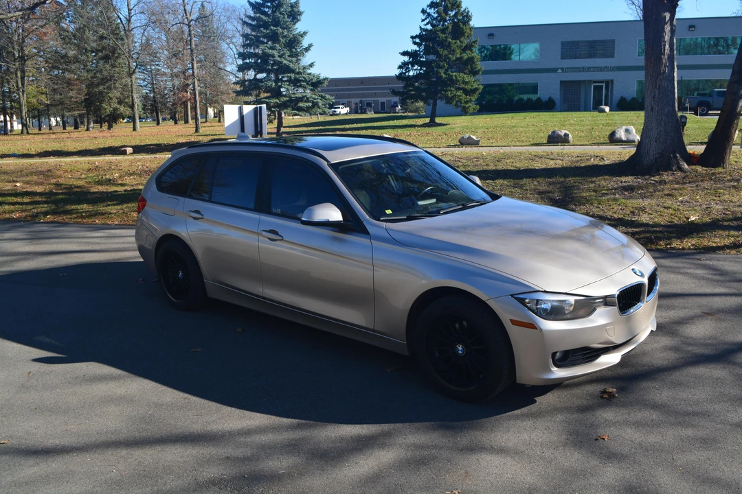 2014 BMW F31 3 Series Touring - Image 16 of 31