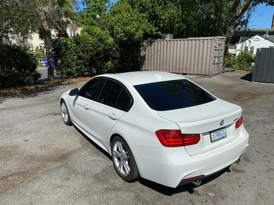 2014 BMW F30 335i & 340i Sedan - Image 28 of 31