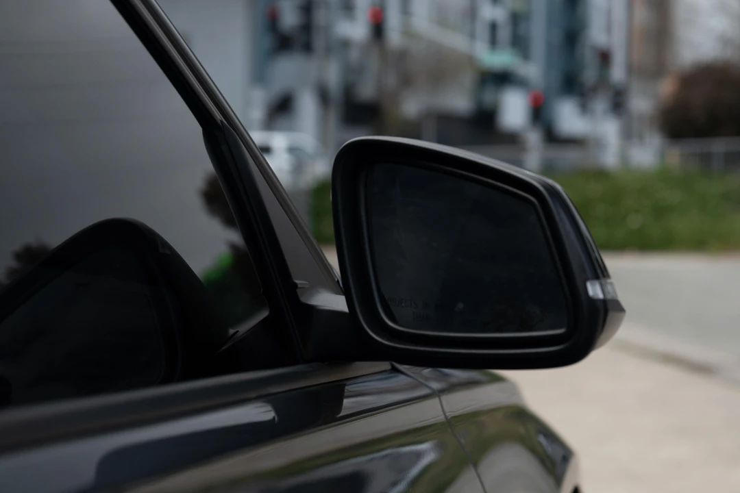 2014 BMW F30 335i & 340i Sedan - Image 22 of 31