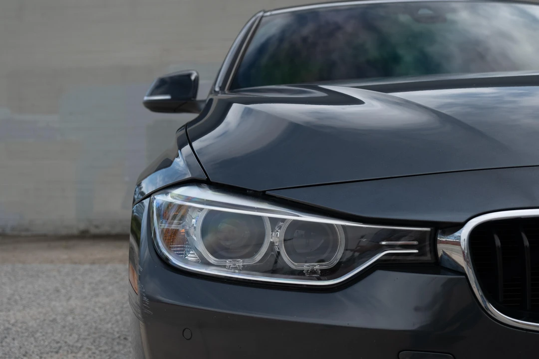 2014 BMW F30 335i & 340i Sedan - Image 12 of 31