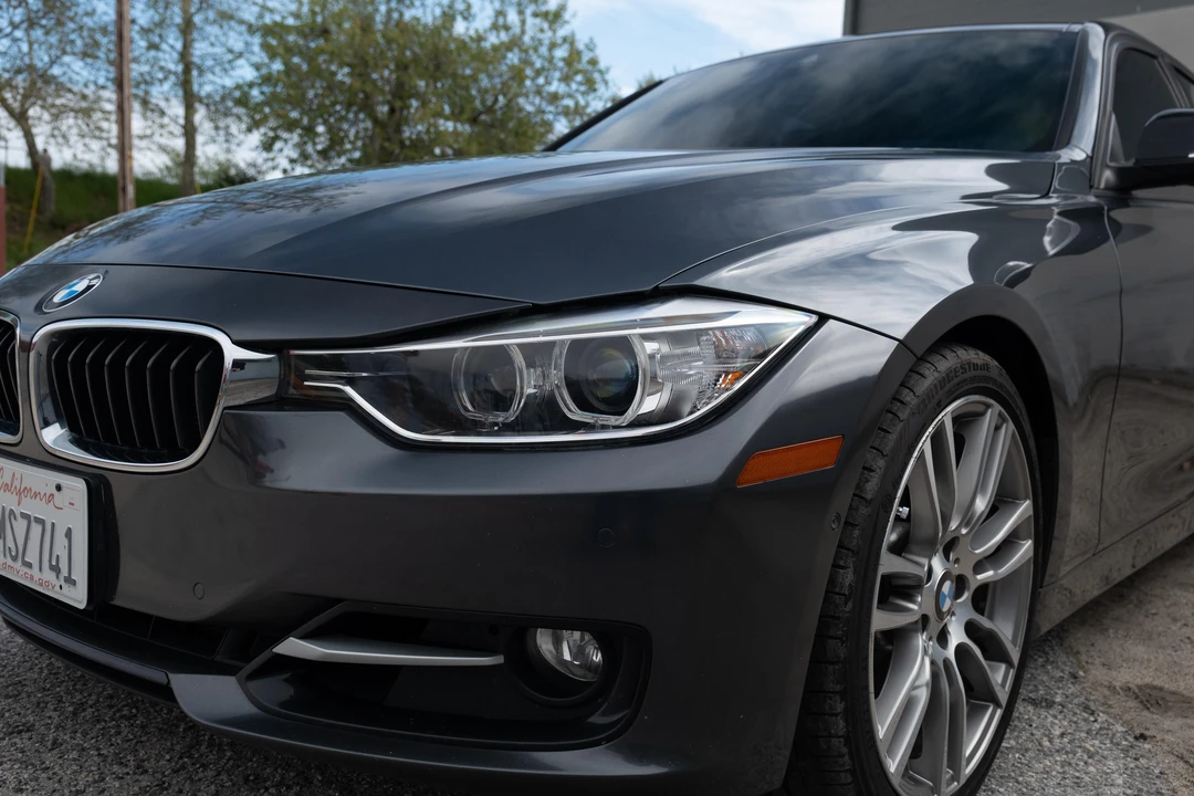 2014 BMW F30 335i & 340i Sedan - Image 14 of 31
