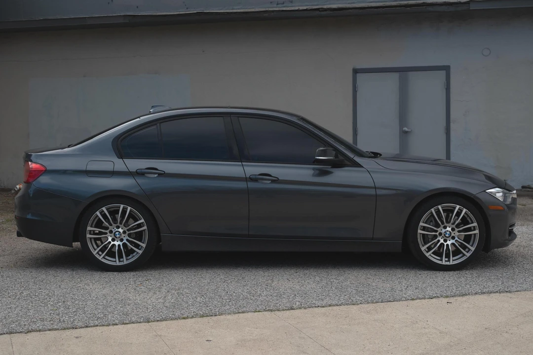 2014 BMW F30 335i & 340i Sedan - Image 3 of 31