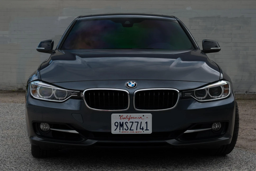 2014 BMW F30 335i & 340i Sedan - Image 2 of 31