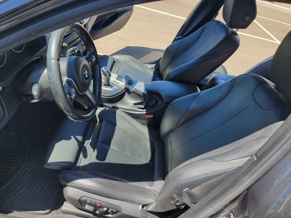 2014 BMW F30 335i & 340i Sedan - Image 28 of 31