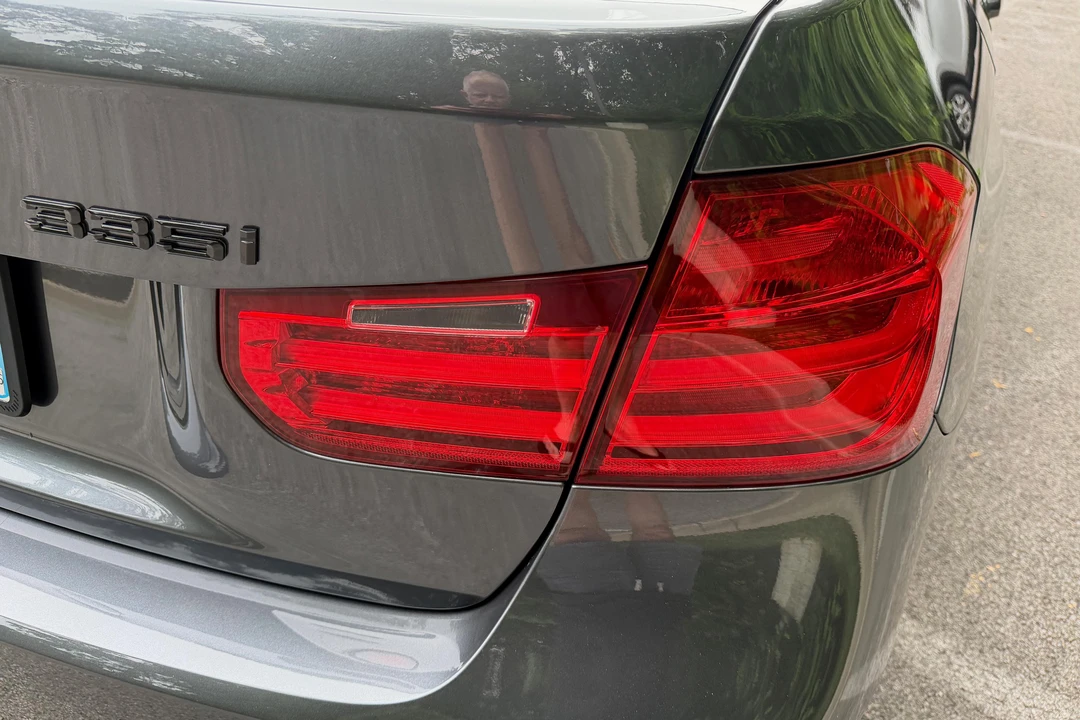 2014 BMW F30 335i & 340i Sedan - Image 21 of 31